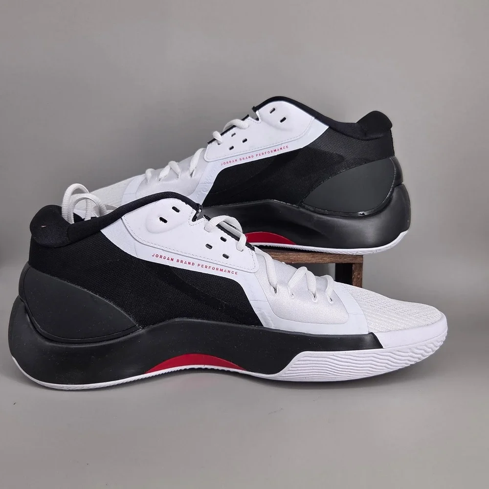 Nike Air Jordan Zoom Separate Basketball Shoes Mens 12 Black White Red Jumpman